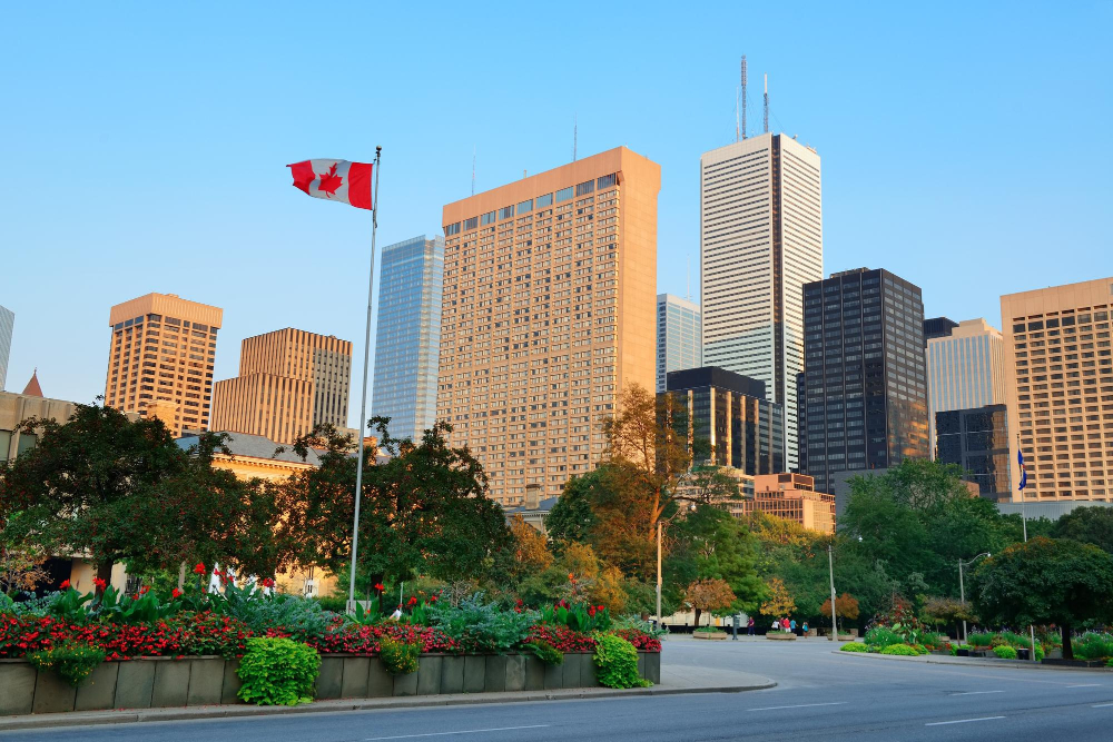 Best and Worst Canadian Provinces for Job Opportunities: Toronto, Canada job market