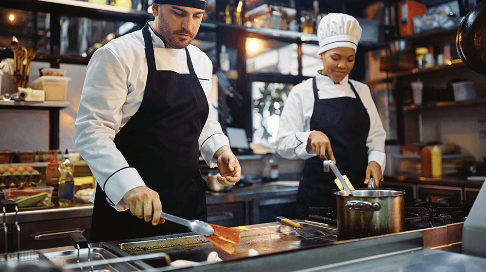 How to Get a Line Cook Job in the USA with Visa Sponsorship