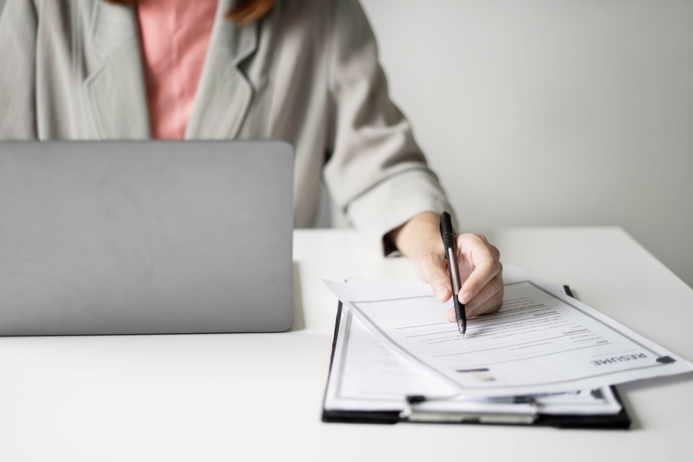 Tailoring Resumes for Specific Job Openings: A Step-by-Step Guide