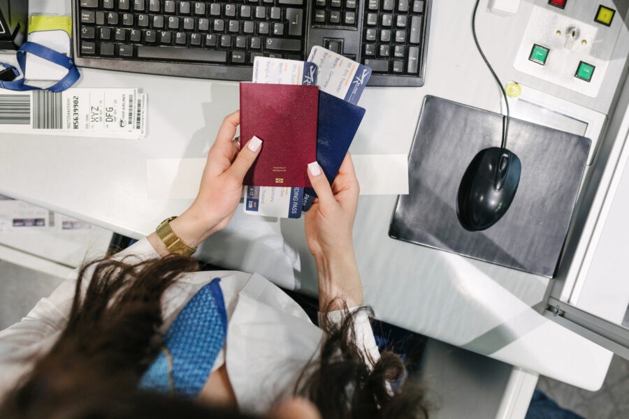 UK vs. Canada: Which Is Better for Immigrants?