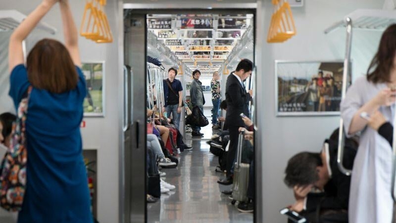 Your 90-Day Plan for Settling in a New Country Successfully
