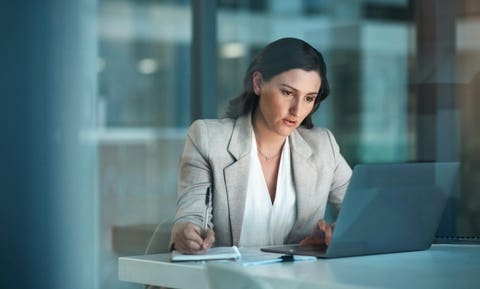 Feeling Stuck? Here’s How Top Professionals Broke Out of Career Ruts